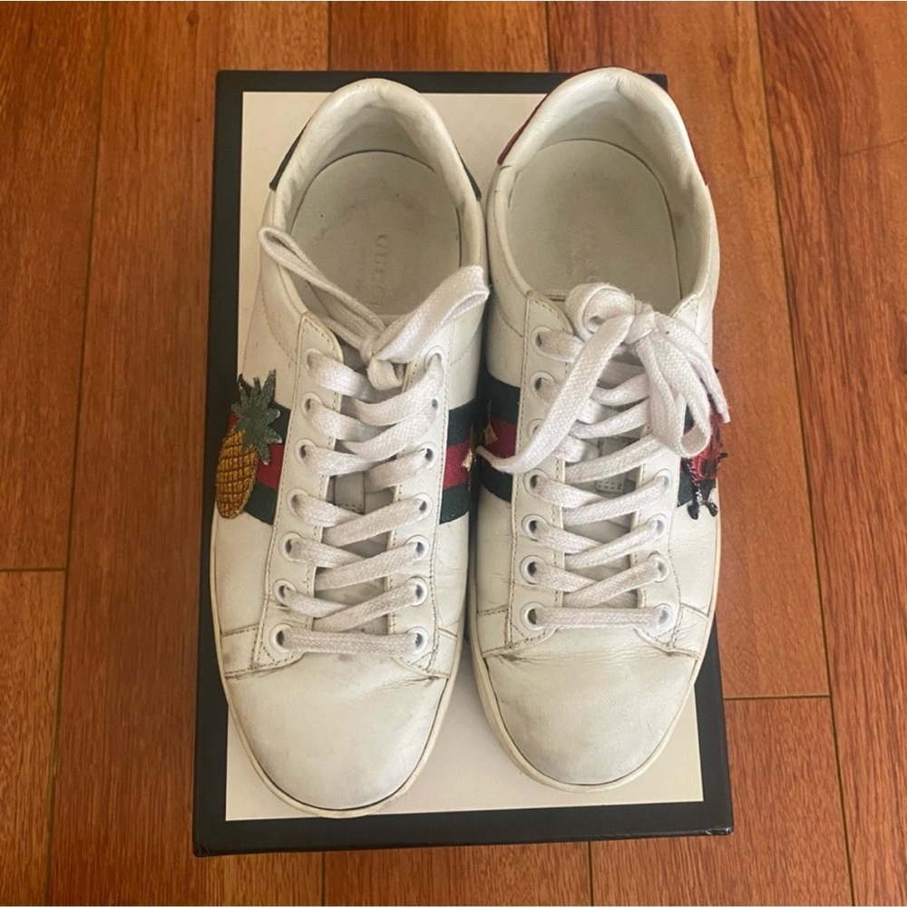 Gucci White Sneakers with Red and Green Accents